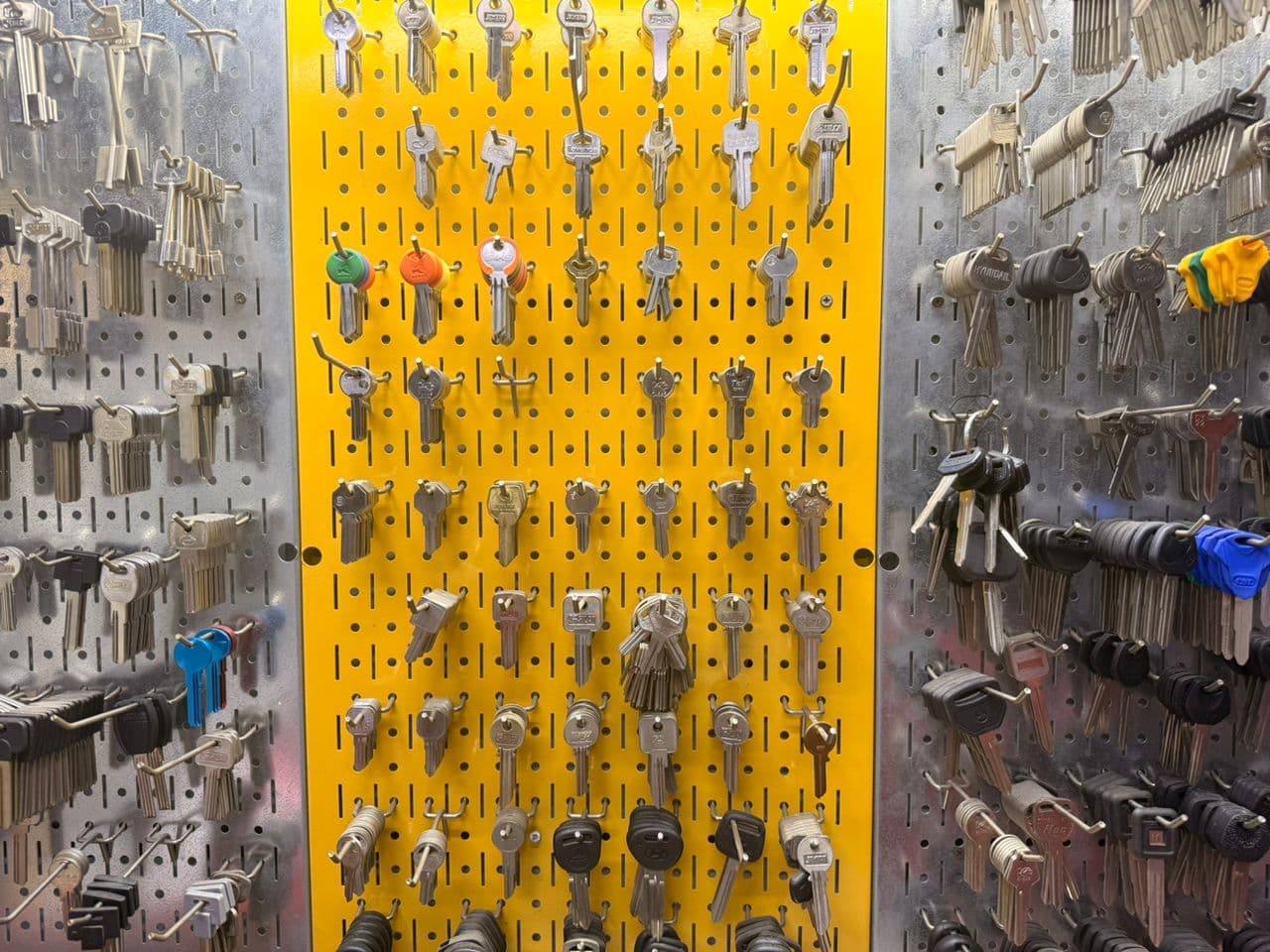 Local Cerrajería La Fortaleza 2